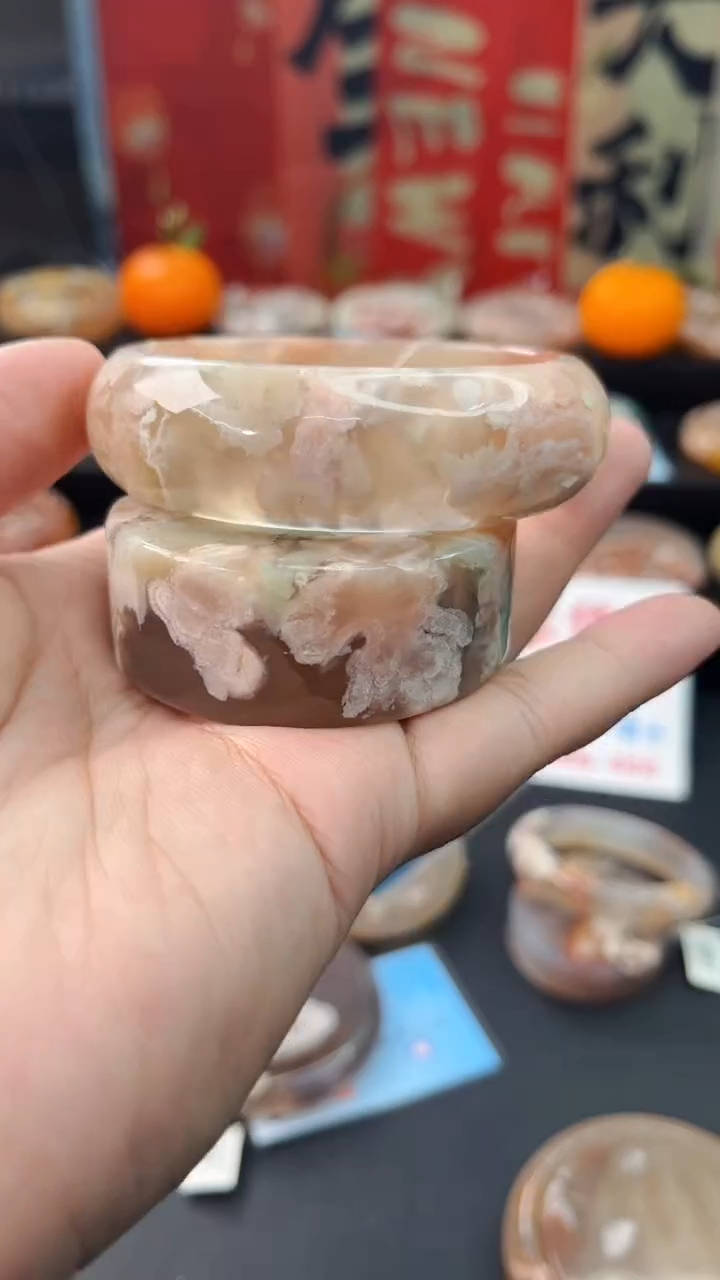 【闪购商品】石英质玉手镯未镶嵌赠送镯心（55圈口）