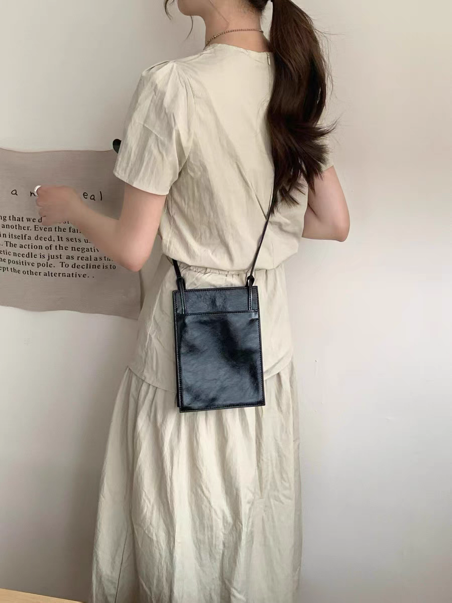 女包2025新款小众设计真皮手机包时尚百搭休闲洋气迷你斜挎小包潮