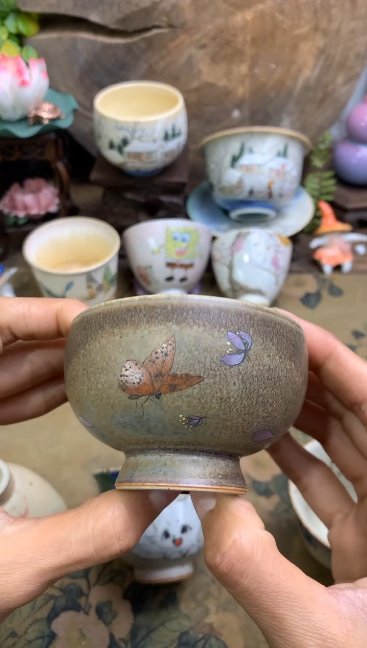 【闪购商品】拾泥手绘蝶恋花主人杯