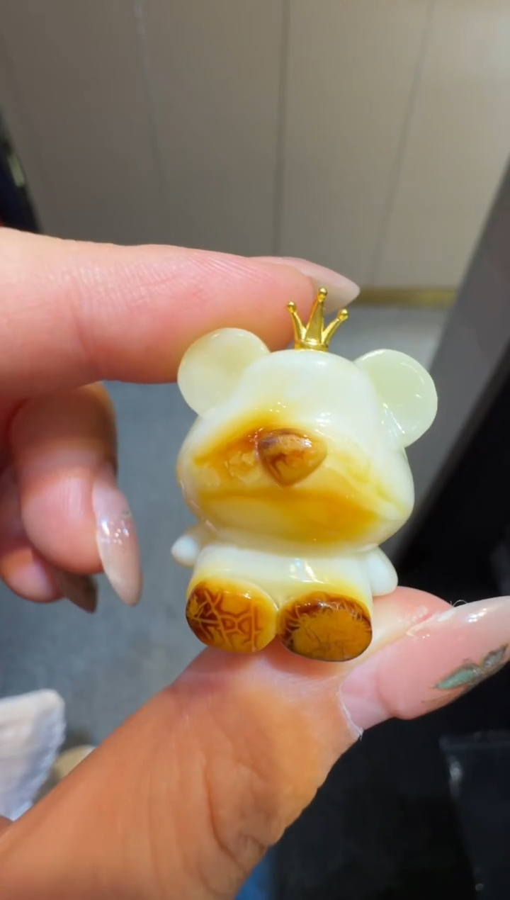 【闪购商品】琥珀珠宝奇石18K金镶嵌小熊