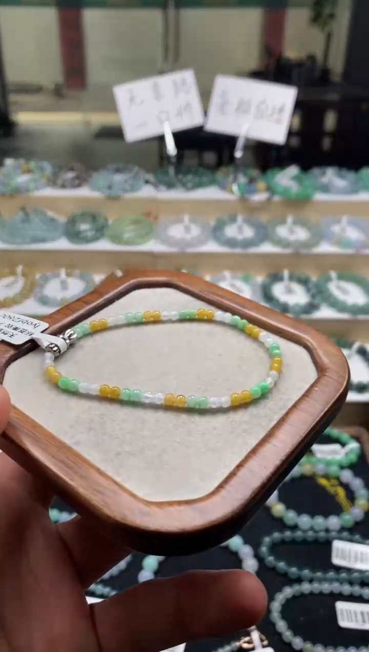 【闪购商品】翡翠手链未镶嵌天然A货翡翠