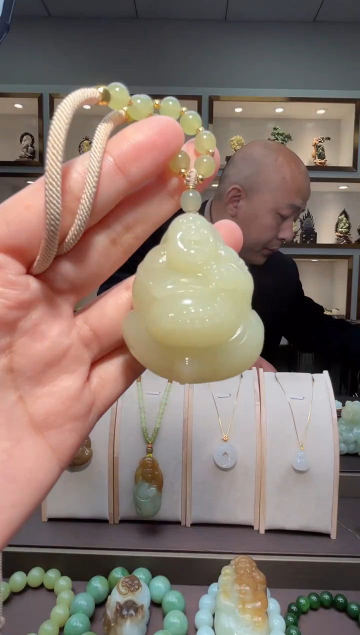 颈饰未镶嵌和田玉苏