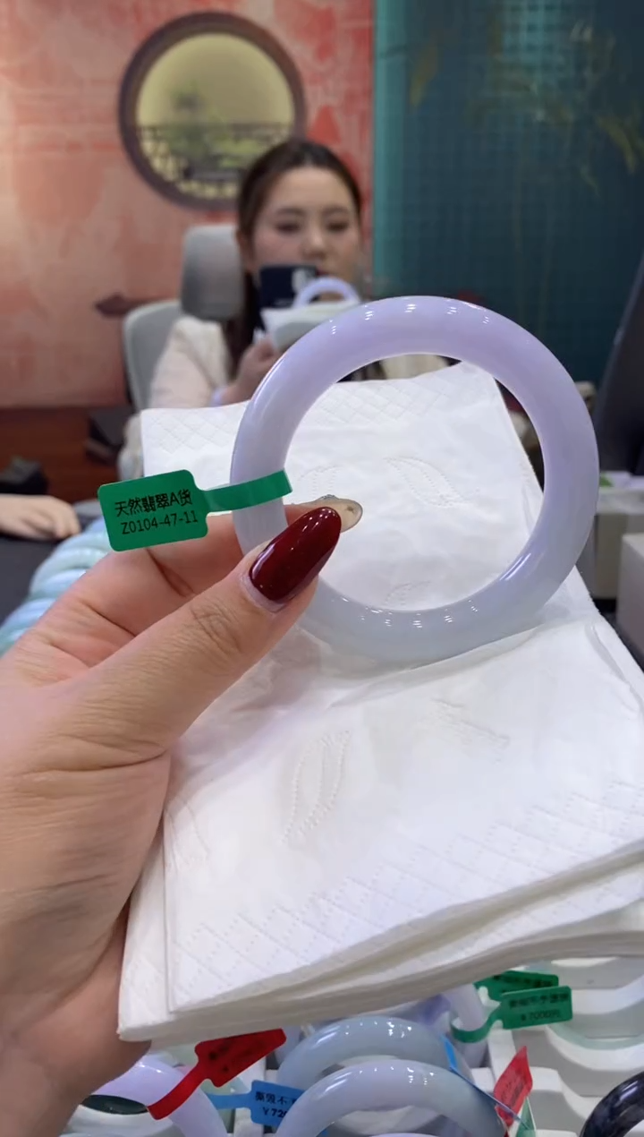 【闪购商品】翡翠手镯未镶嵌多人005192