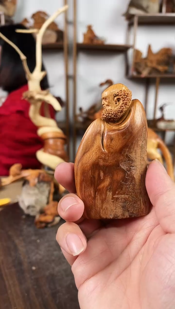 【闪购商品】柏木（崖柏）木雕1