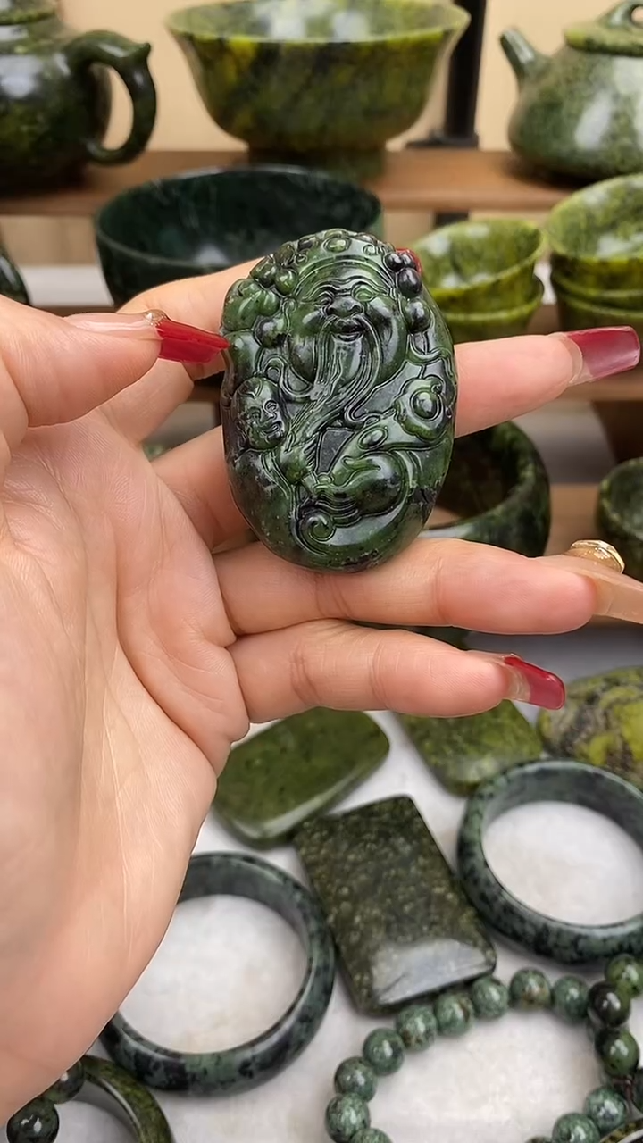 【闪购商品】蛇纹石玉吊牌未镶嵌吊牌