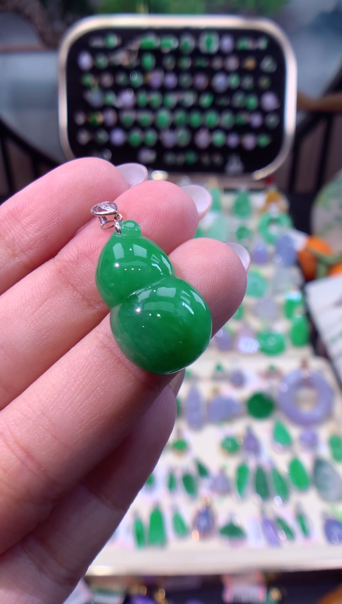 【闪购商品】翡翠颈饰18K金镶嵌缅甸天然A货翡翠