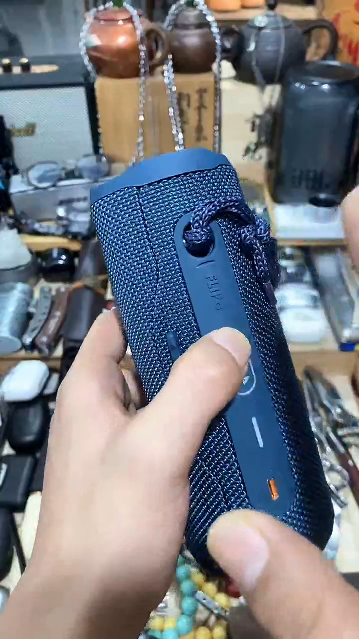 瓷片闪购商品   如图所示