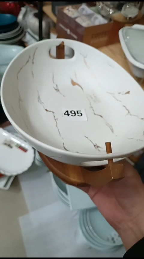 瓷495带木托元宝碗