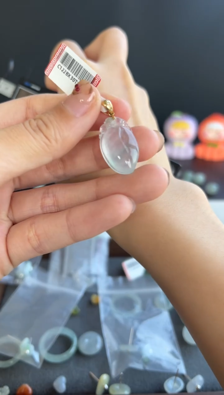 吊坠(不含链)未镶嵌翡翠533买断
