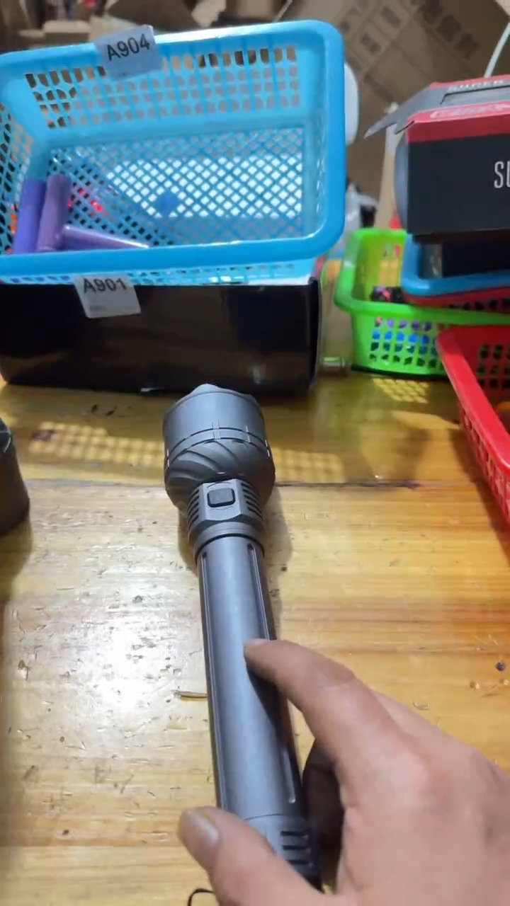 A905变焦长款串联不带电池有瑕疵P160