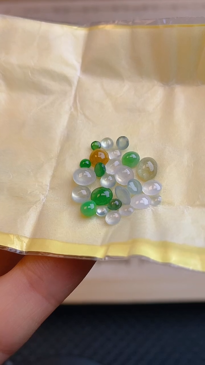 【闪购商品】翡翠耳饰未镶嵌天然A货翡翠13
