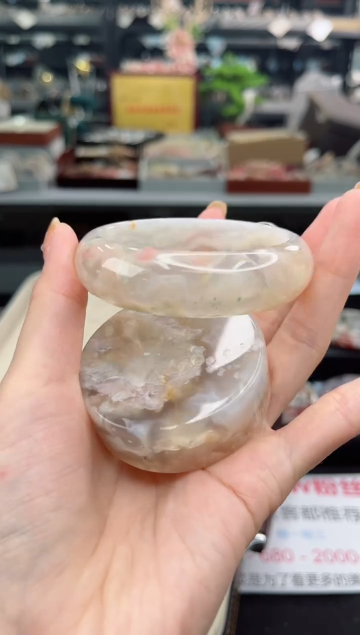 【闪购商品】石英质玉手镯未镶嵌56圈口（赠品镯心）6687177