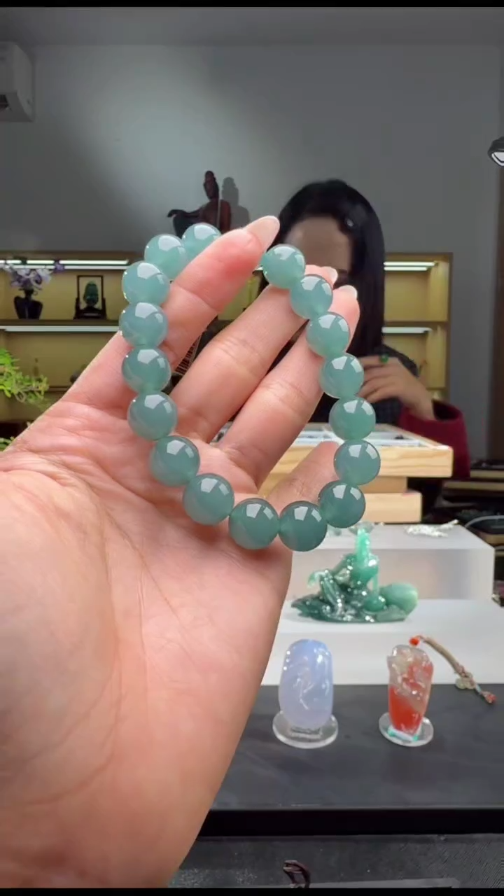 未镶嵌手串翡翠手串（多样性发其一）