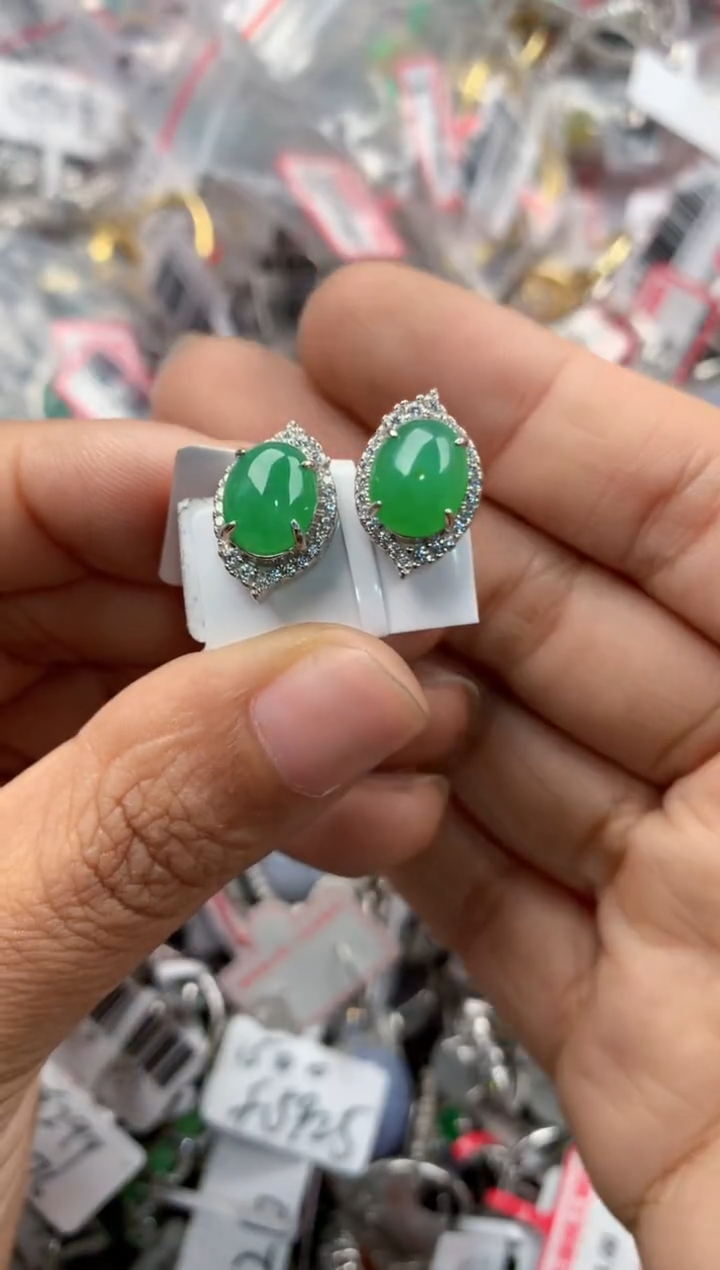 银S925镶嵌戒指翡翠888             3