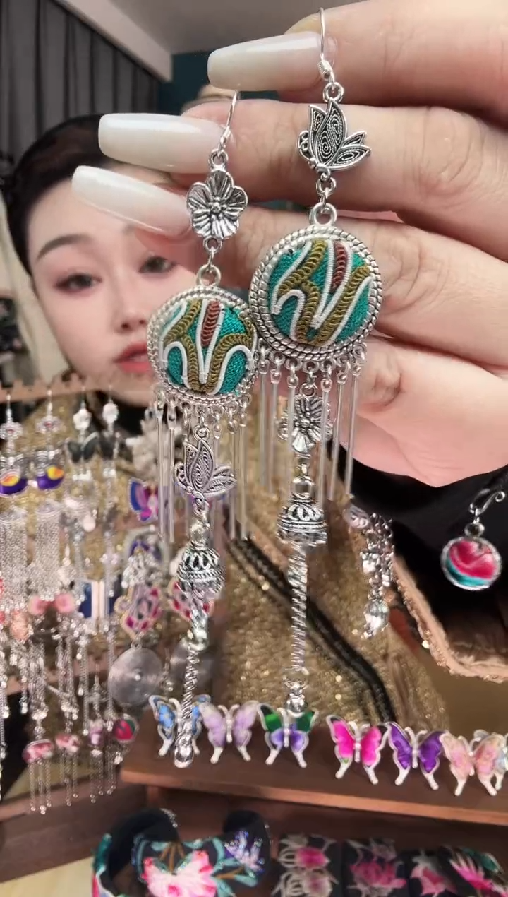 刺绣纯手工民族风刺绣耳环