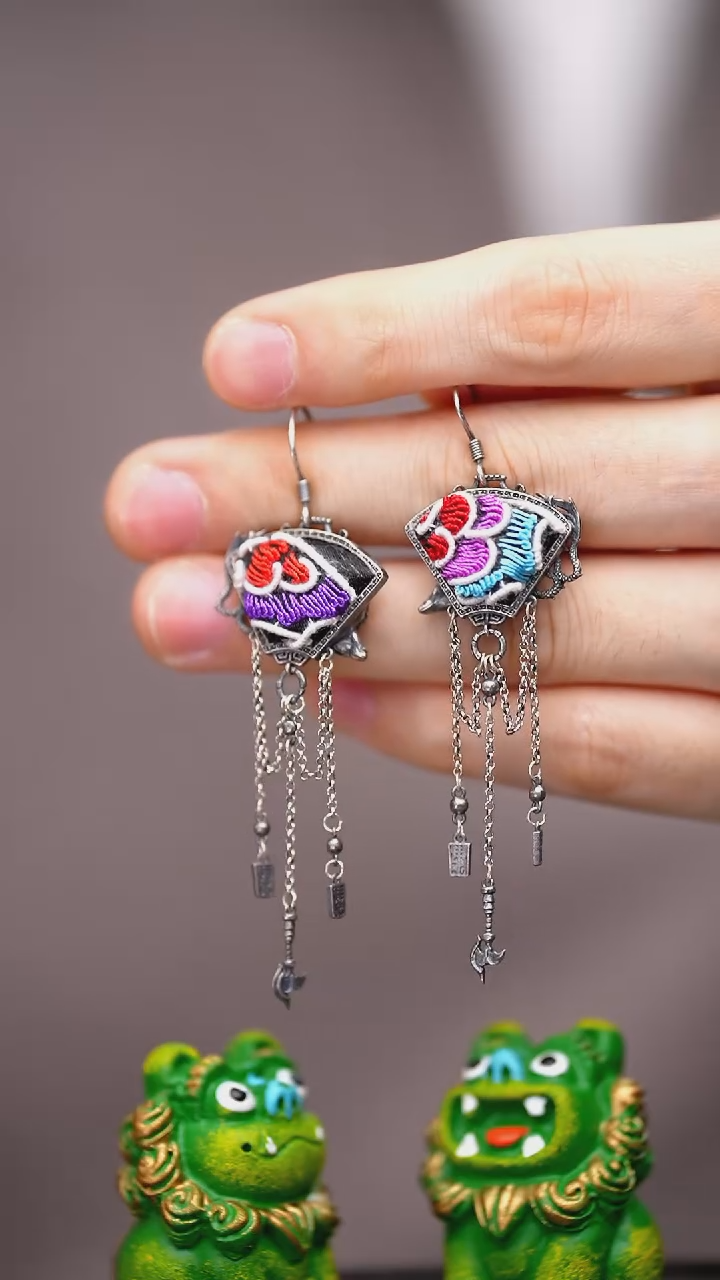 【闪购商品】刺绣黔东南苗族刺绣A827