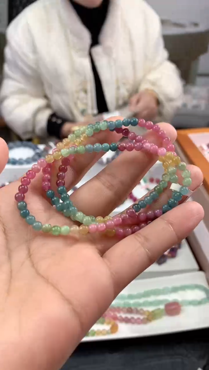【闪购商品】碧玺手串未镶嵌多样性发一条