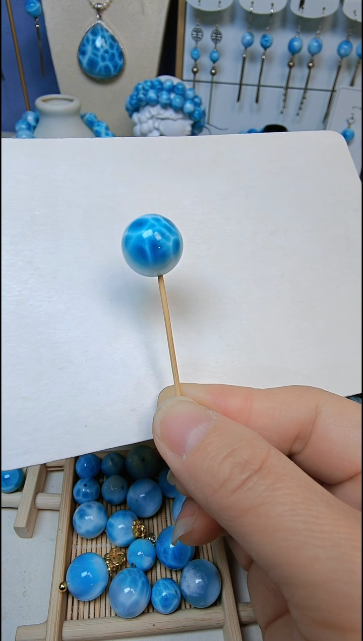 【闪购商品】针钠钙石（海纹石）珠宝半成品未镶嵌多样性发一颗