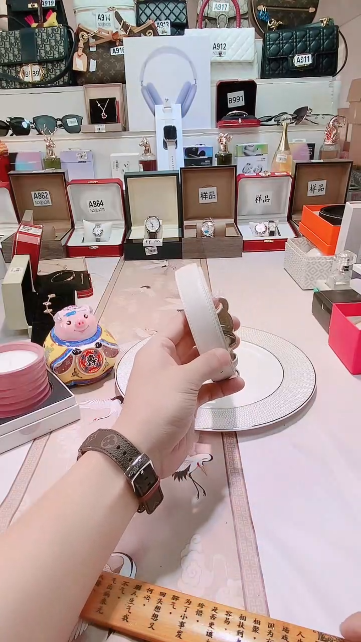 瓷片瓷器 库房到期 全部地板价@@1