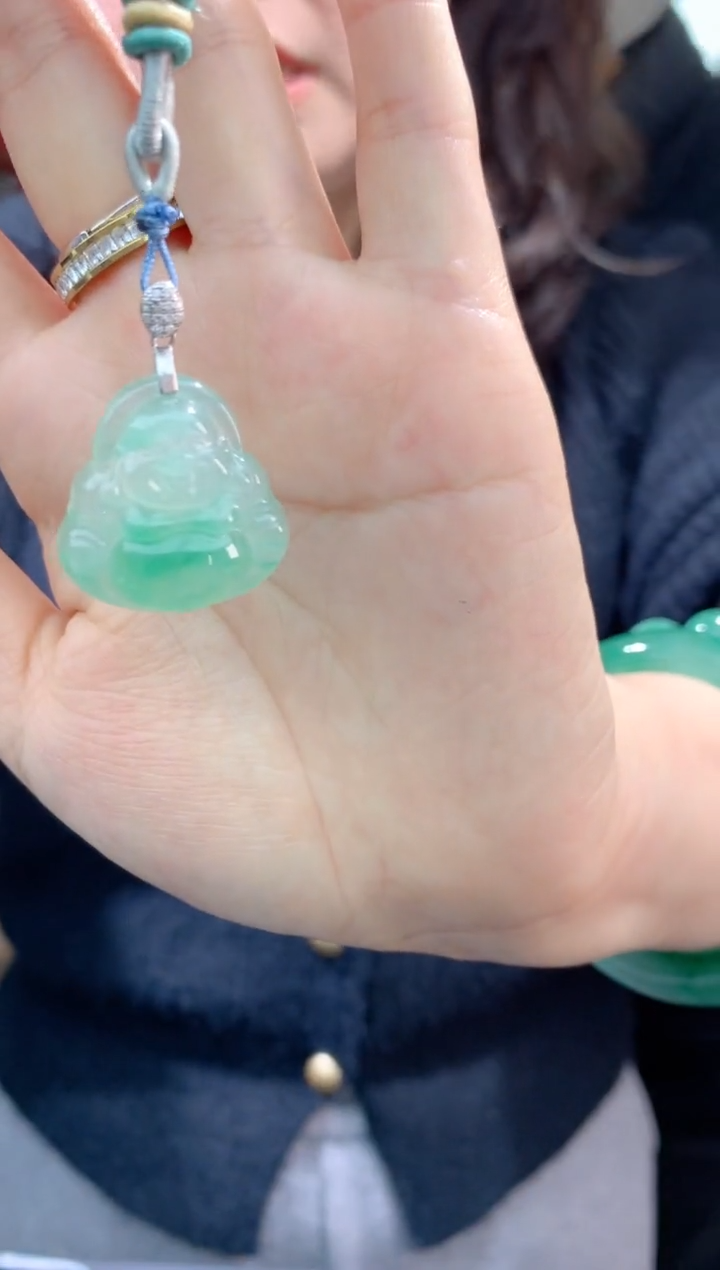 【闪购商品】石英质玉福公未镶嵌拍一发一