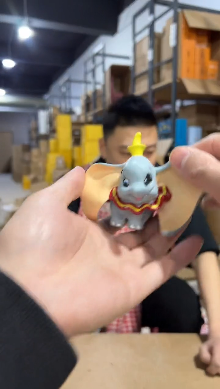 【闪购商品】杯树脂小飞象摆件