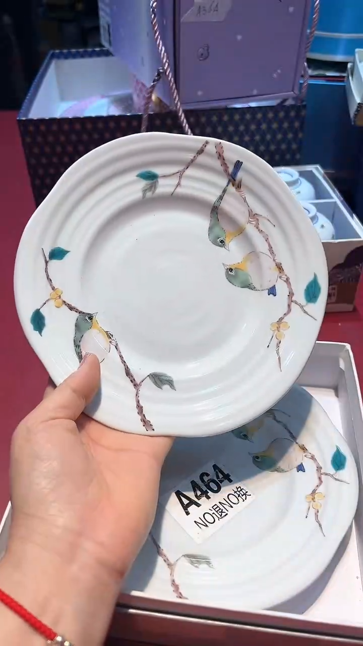 【闪购商品】瓷片锅碗瓢盆一件不剩