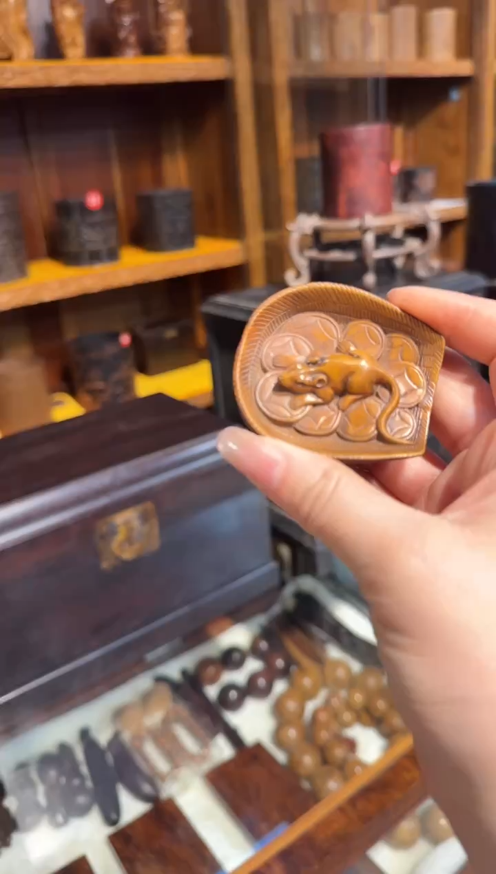 【闪购商品】木木艺黄杨木鼠手把件68.888