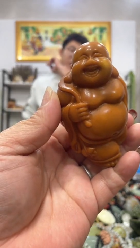 未镶嵌蛇纹石玉吊坠   