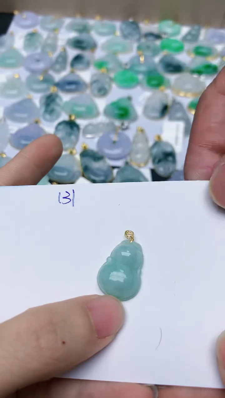 【闪购商品】翡翠颈饰18K金镶嵌天然翡翠A货    131