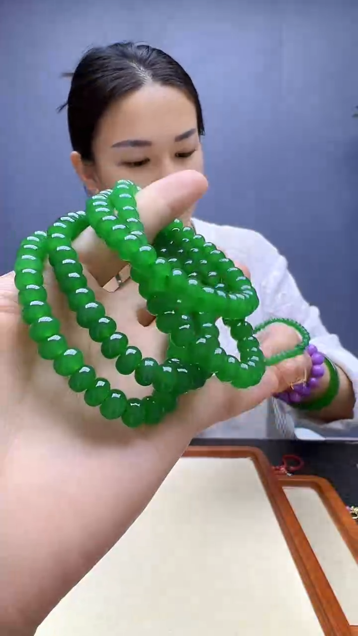 翡翠未镶嵌颈饰沉白diy颈饰