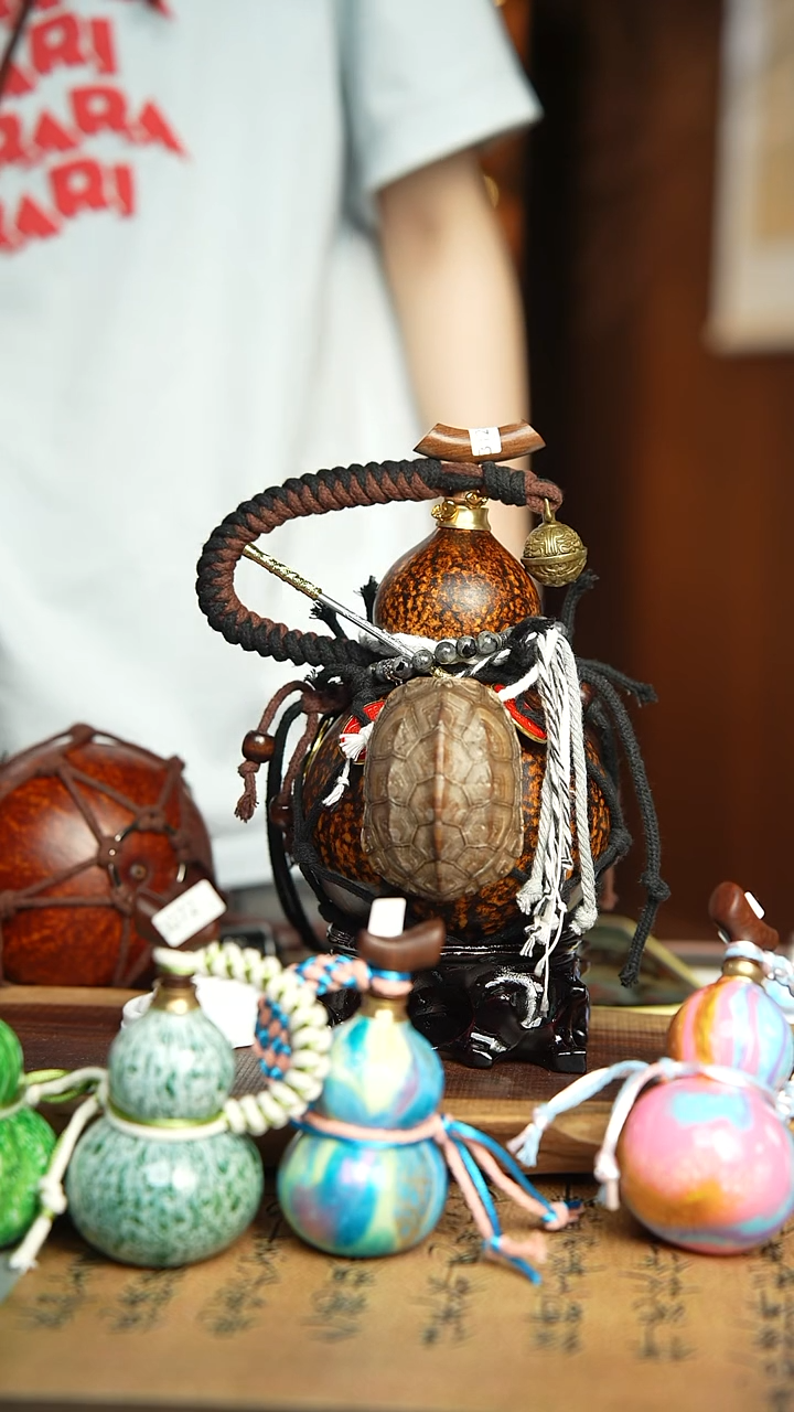 128号500ml左右非遗大漆酒葫芦