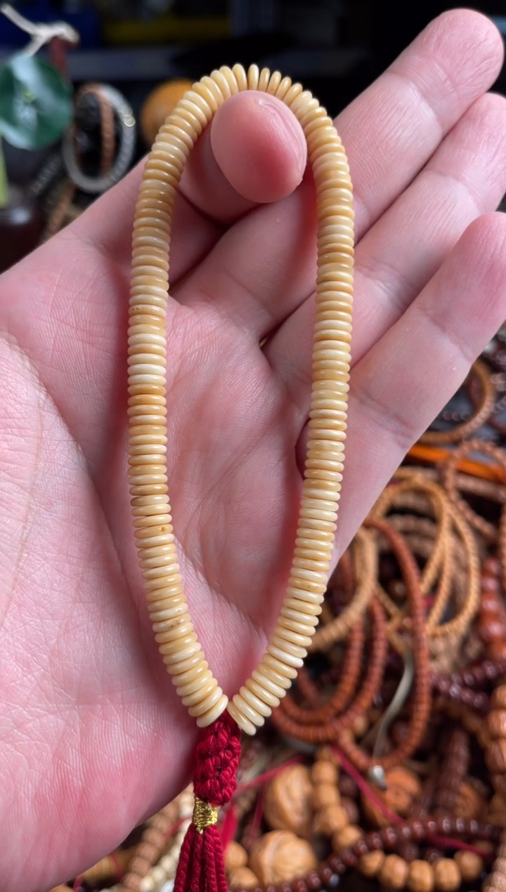 【闪购商品】白玉菩提吊坠王胖子文玩工作室龙脊薄切