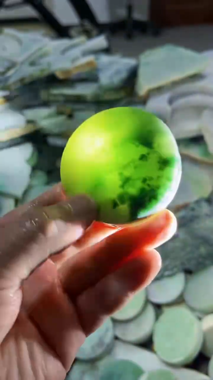 【闪购商品】翡翠挂件未镶嵌A货康壹159