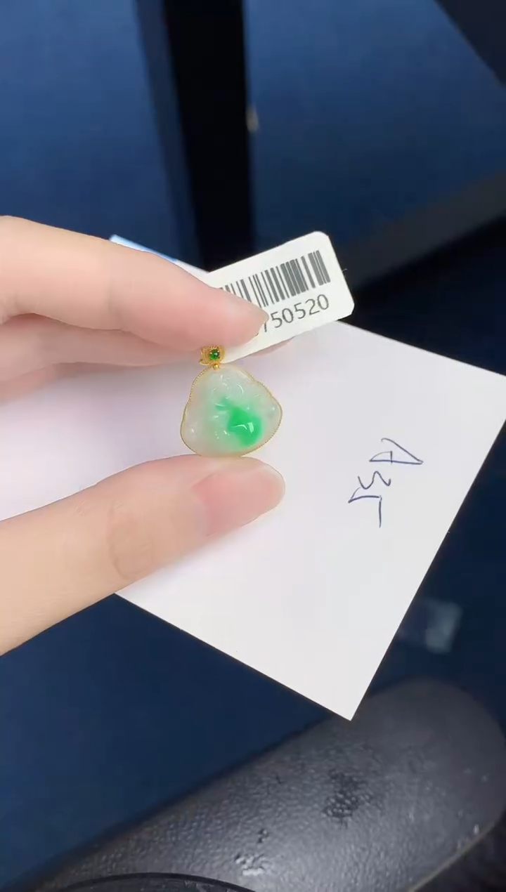 【闪购商品】翡翠颈饰18K金镶嵌000000000