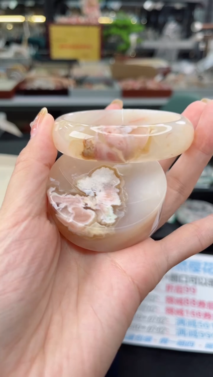 【闪购商品】石英质玉手镯未镶嵌54圈口（赠品镯心）65691