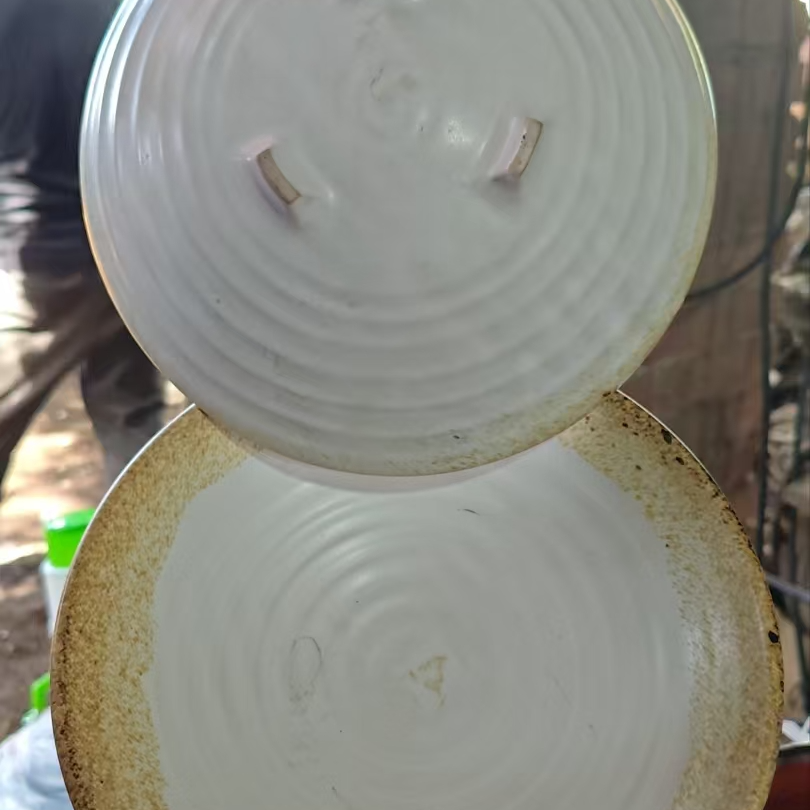 国营老瓷，微瑕介意勿拍，三足9寸1只