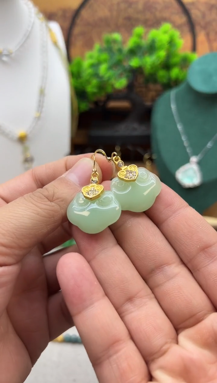 和田玉14K金镶嵌耳饰E451