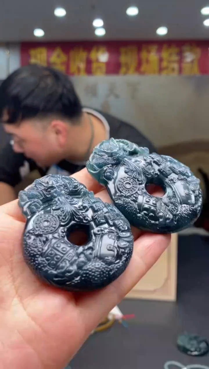 【闪购商品】定制翡翠未镶嵌多样性发货【只发一件】*q105