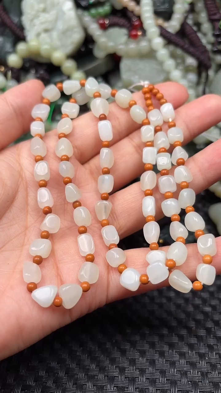 【闪购商品】和田玉未镶嵌颈饰1