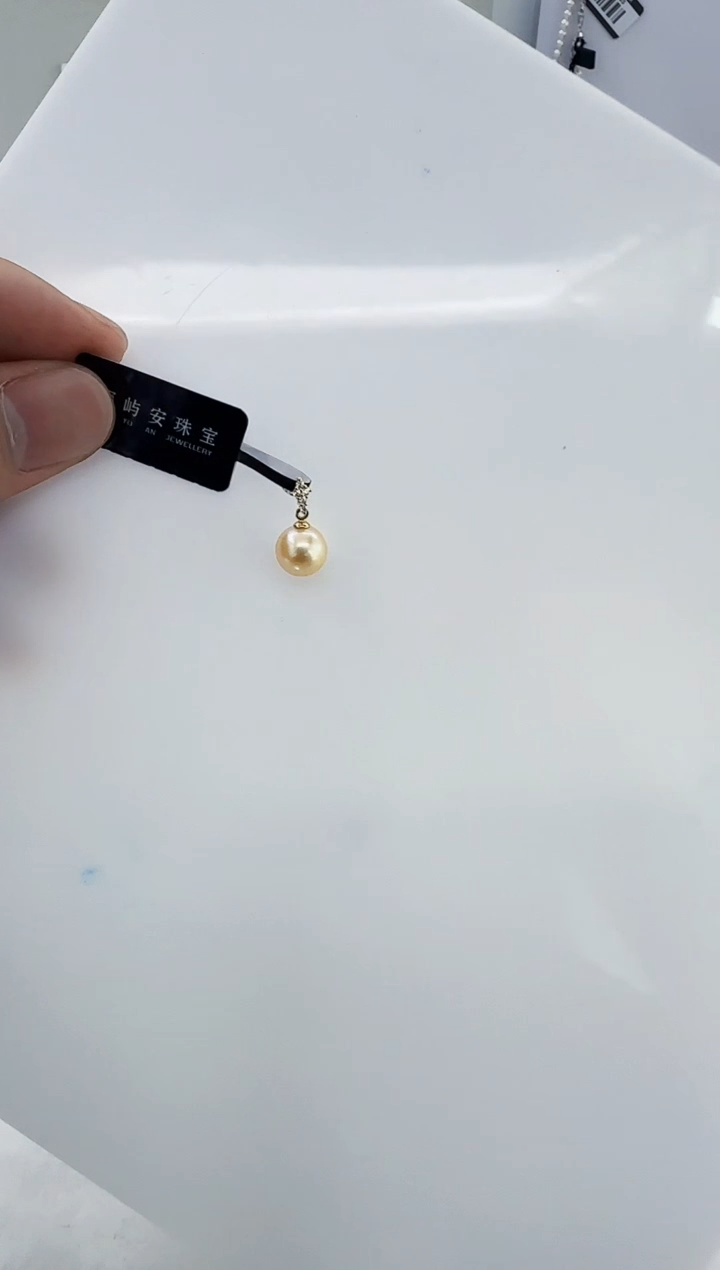 银S925镶嵌海水珍珠DA羽皇金吊坠 a488