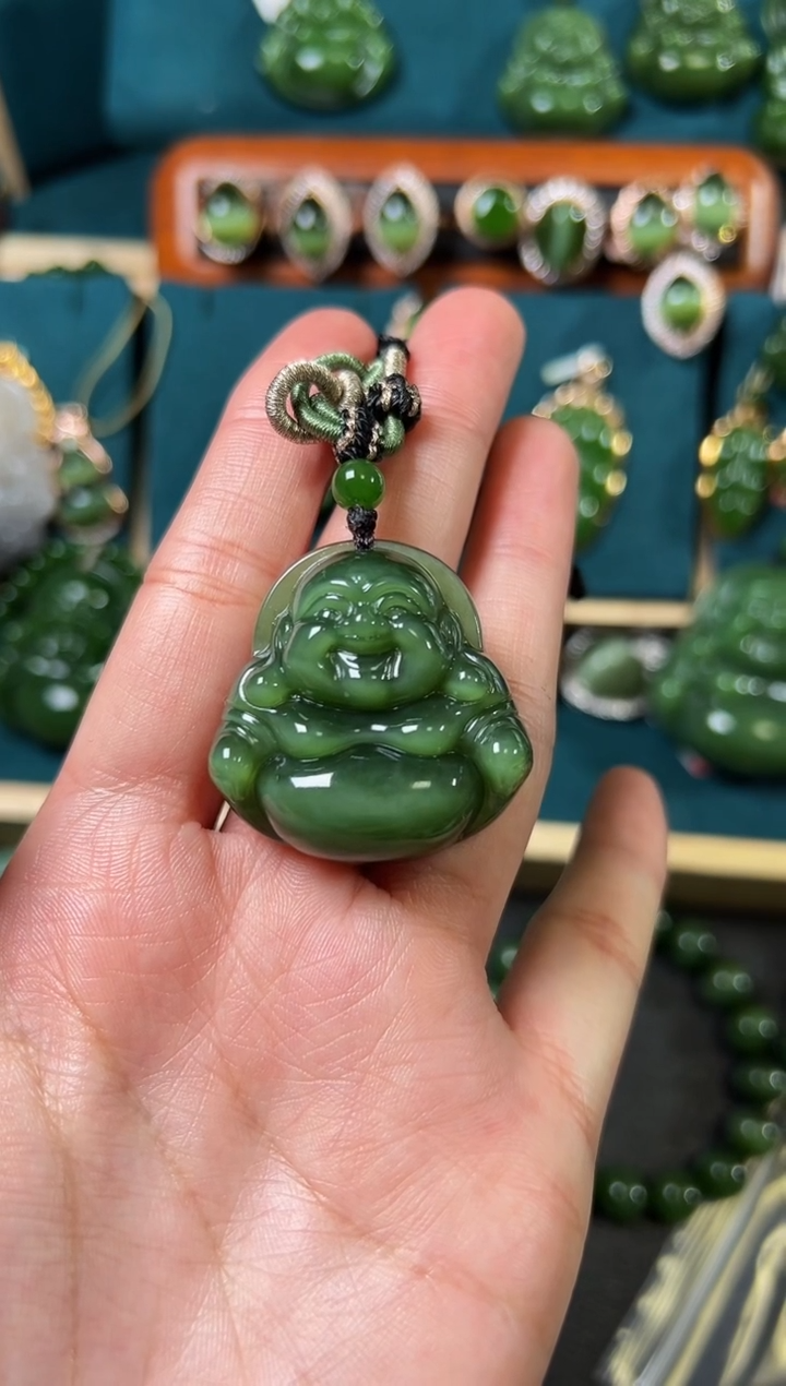 【闪购商品】和田玉（碧玉）颈饰未镶嵌碧玉34×35×12左右