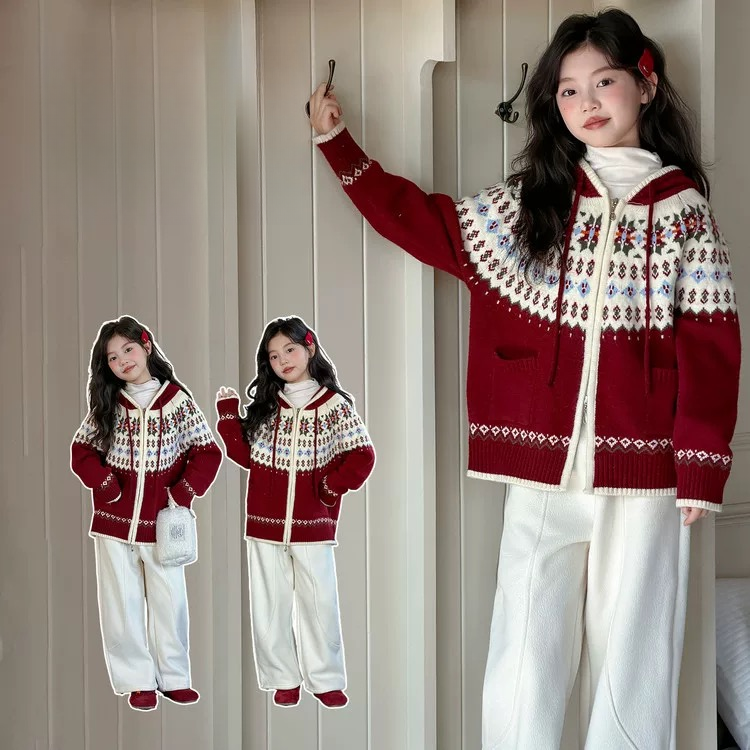 小彩虹2025年冬季新款儿童开衫连帽加绒加绒毛衣R7090