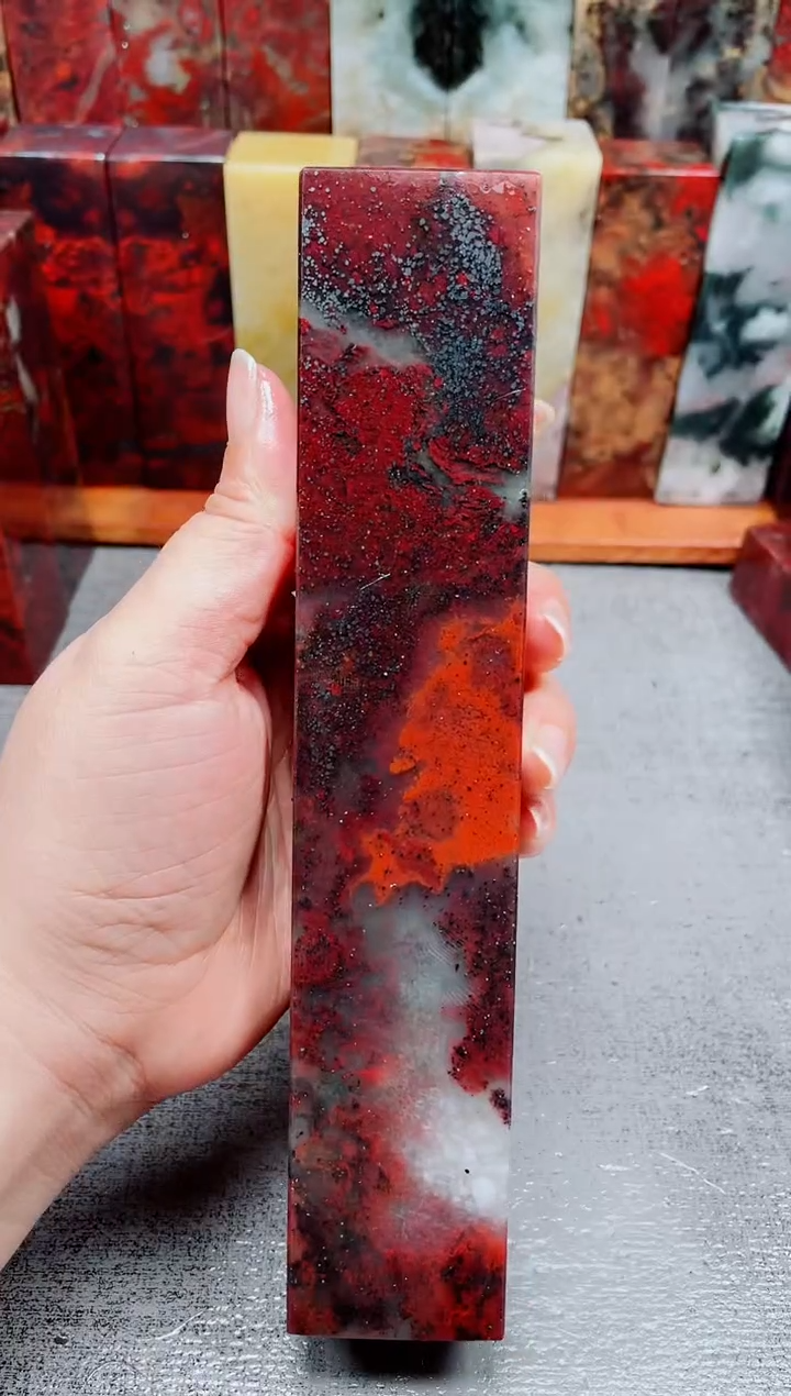 玉方*淏桂林鸡血玉素章