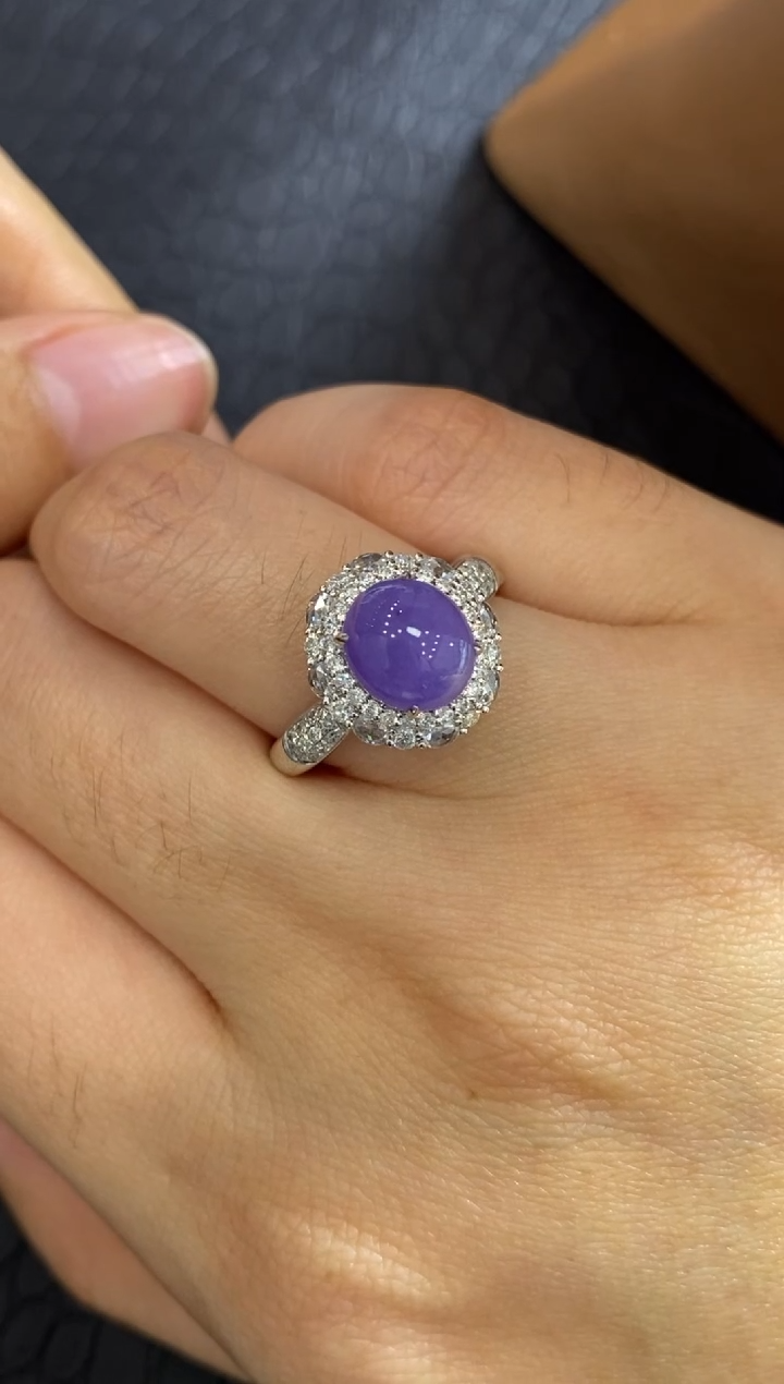 颈饰18K金镶嵌翡翠?*灿收到货48小时鉴赏期尾款两单合一