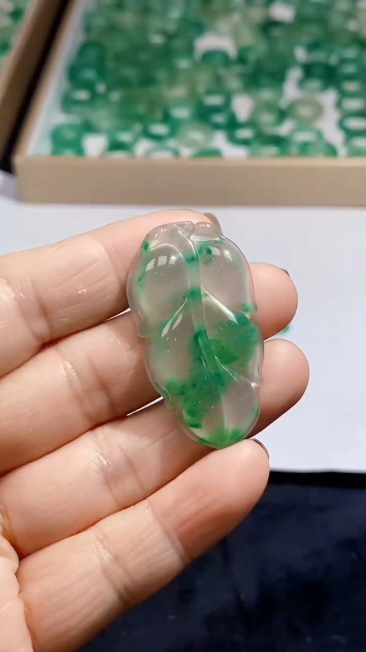 【闪购商品】石英质玉颈饰未镶嵌天然A货非洲翠，石英玉