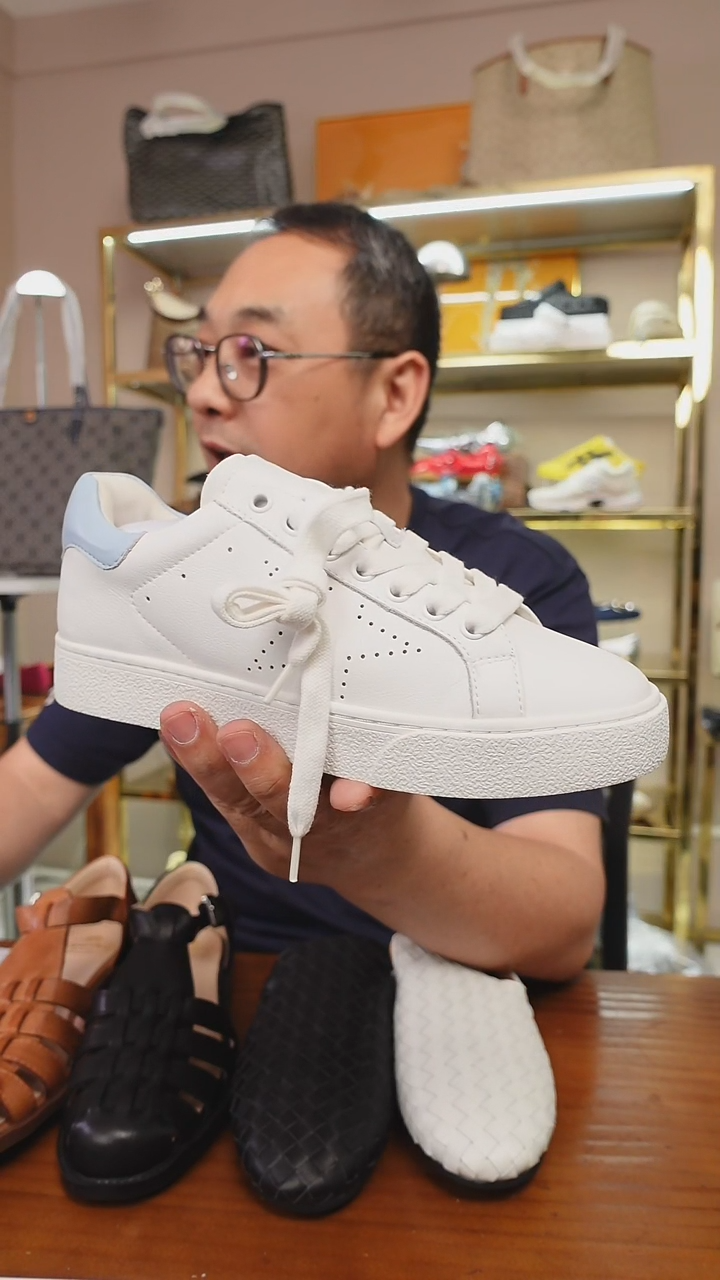 一字式扣带小白鞋35码