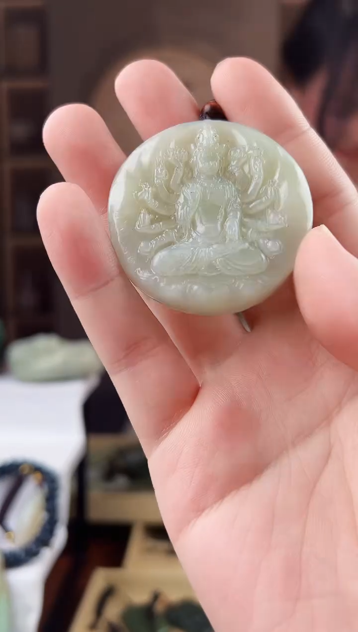 颈饰未镶嵌和田玉拍一发一，多样性发货