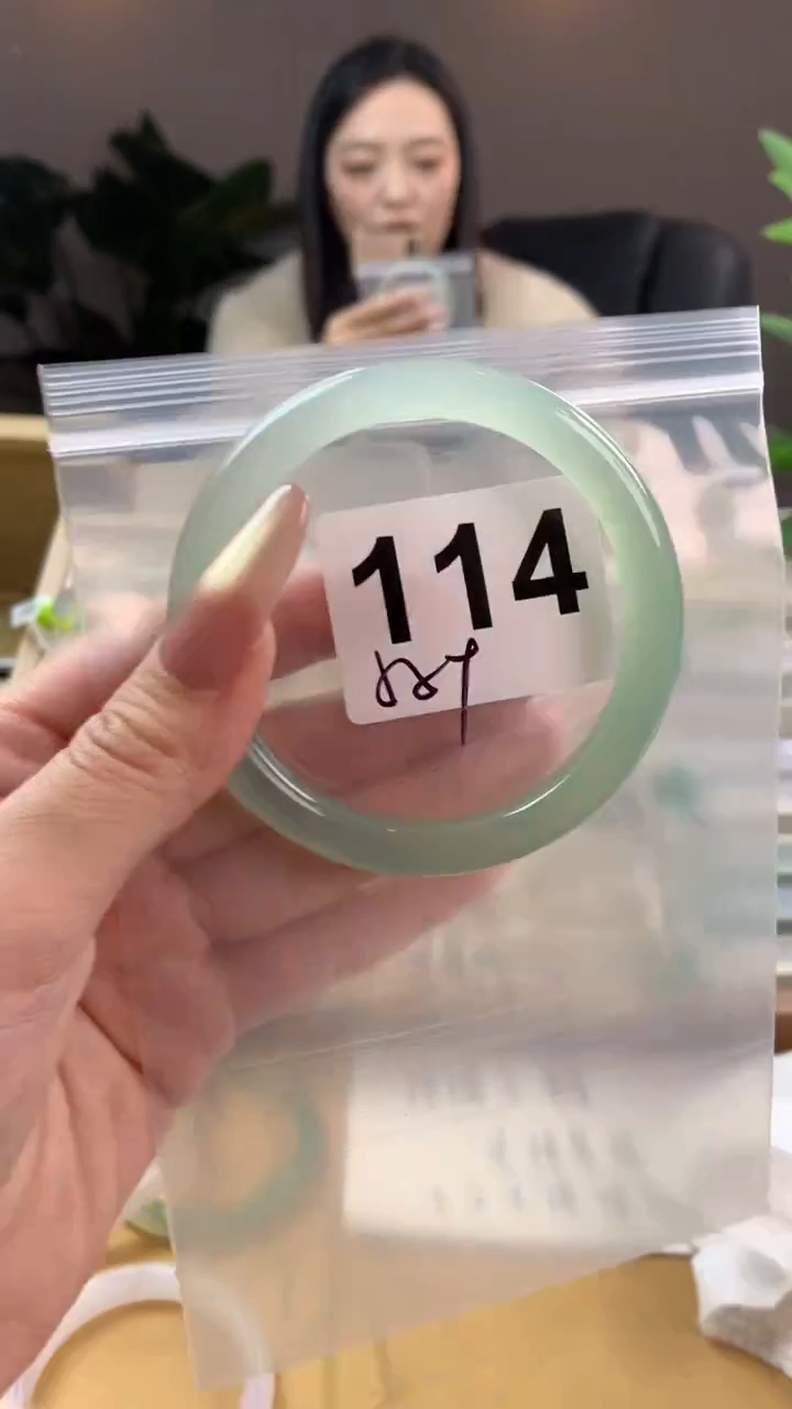 【闪购商品】玛瑙/玉髓手镯未镶嵌114