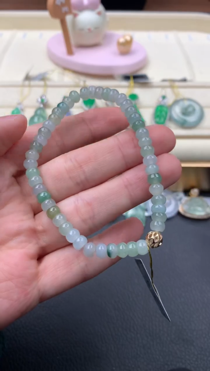 【闪购商品】翡翠颈饰未镶嵌A660....