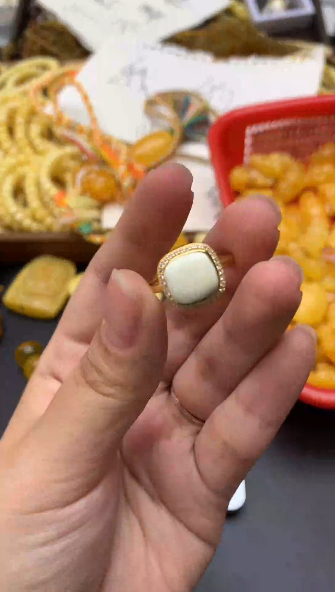 【闪购商品】蜜蜡珠宝奇石未镶嵌100琥珀蜜蜡
